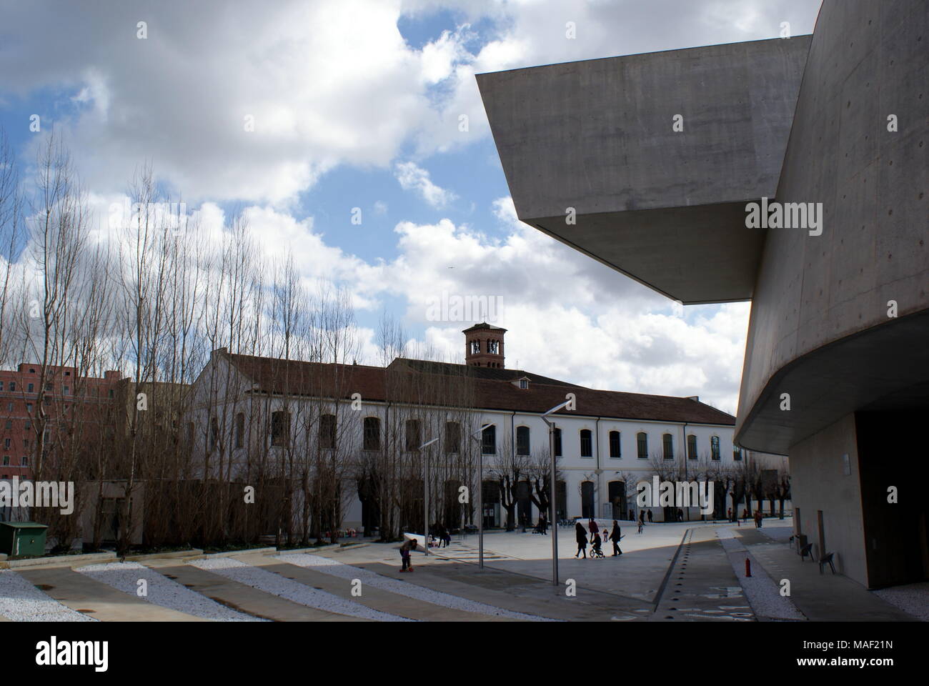 Das Äußere des MAXXI, das Nationale Museum der Kunst des 21. Jahrhunderts, von Zaha Hadid, Rom, Italien, Stockfoto