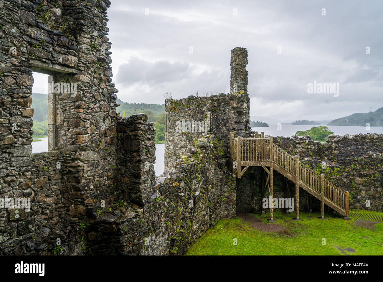Eisenbahnbrücke in der Nähe von kilchurn Castle und Loch Awe, Argyll und Bute, Schottland. Stockfoto