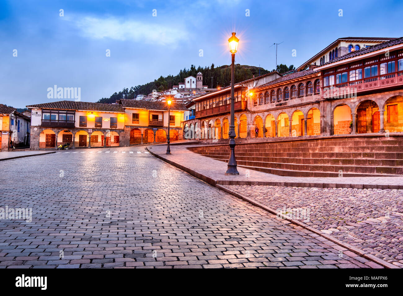 Cusco, Peru - Plaza de Armas, koloniale spanische Architektur in den Anden, Südamerika. Stockfoto