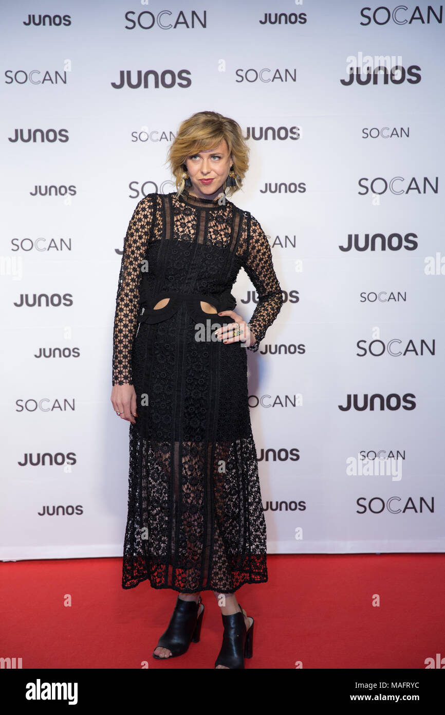 Vancouver, Kanada. 24. März, 2018. CBC Radio host Raina Douris auf dem roten Teppich an der 2018 Juno Awards Gala in Vancouver. Credit: Bobby Singh/@ foh Stockfoto