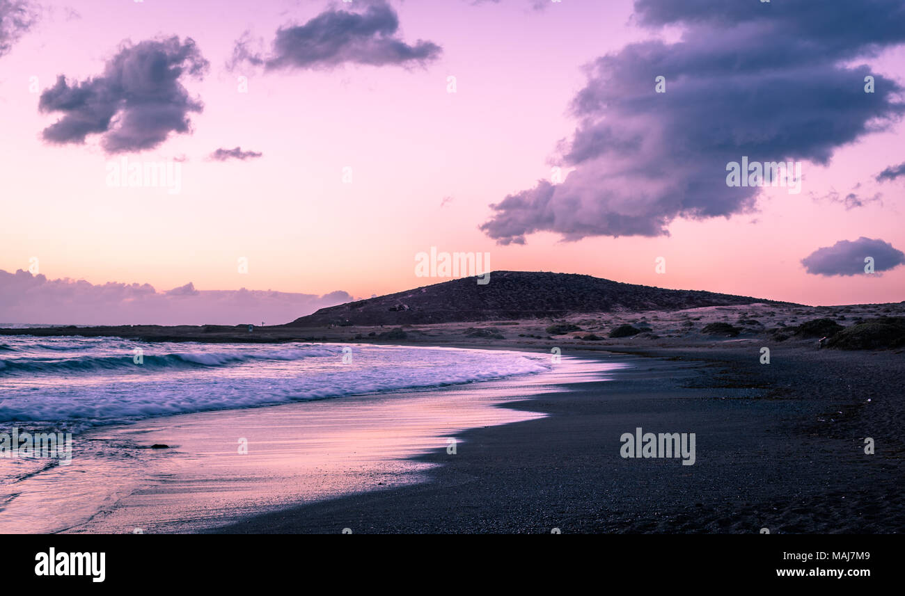 Montana Roja Strand bei Sonnenaufgang, Teneriffa, Kanaren, Spanien Stockfoto