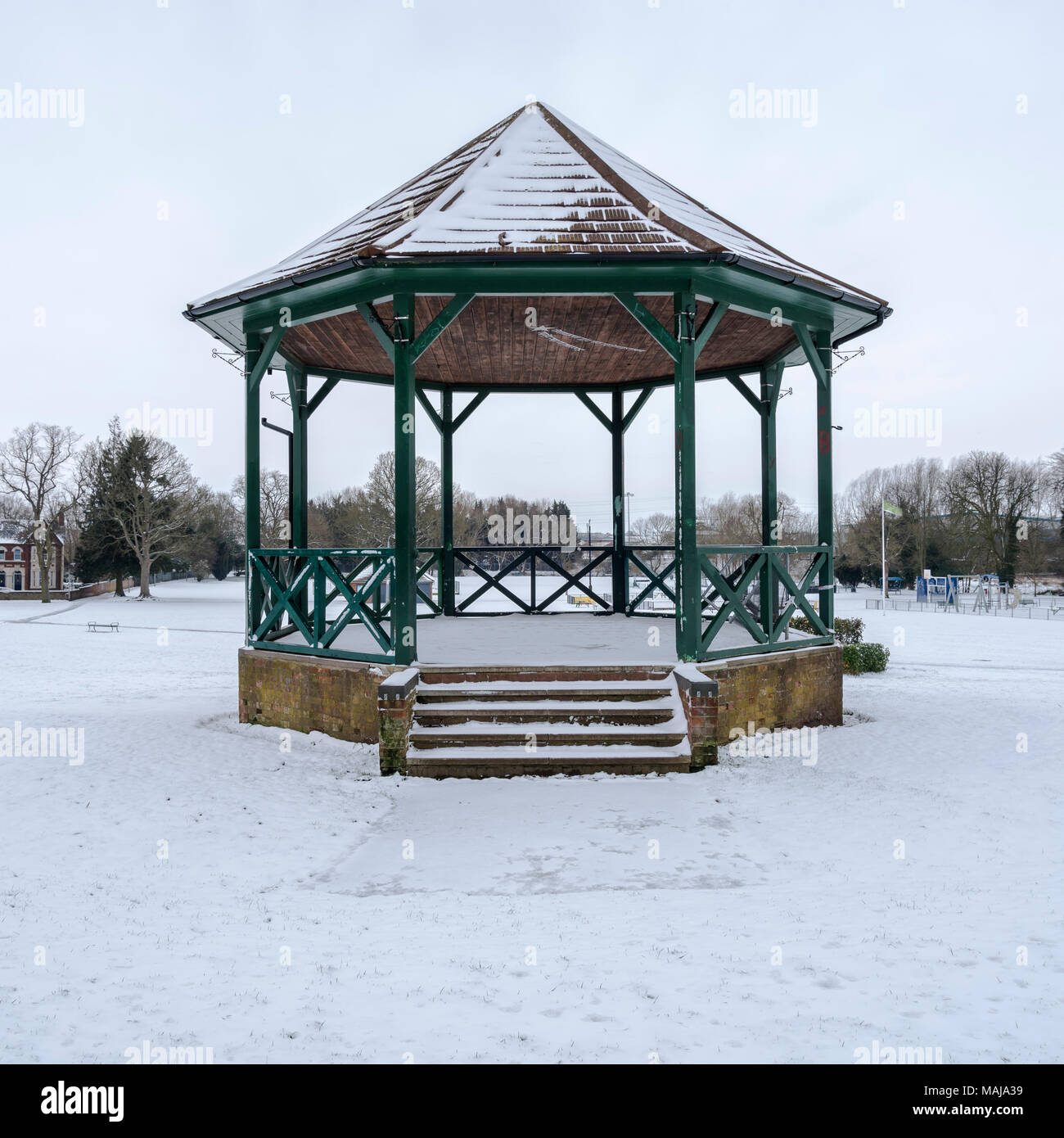 Musikpavillon im Winter Stockfoto