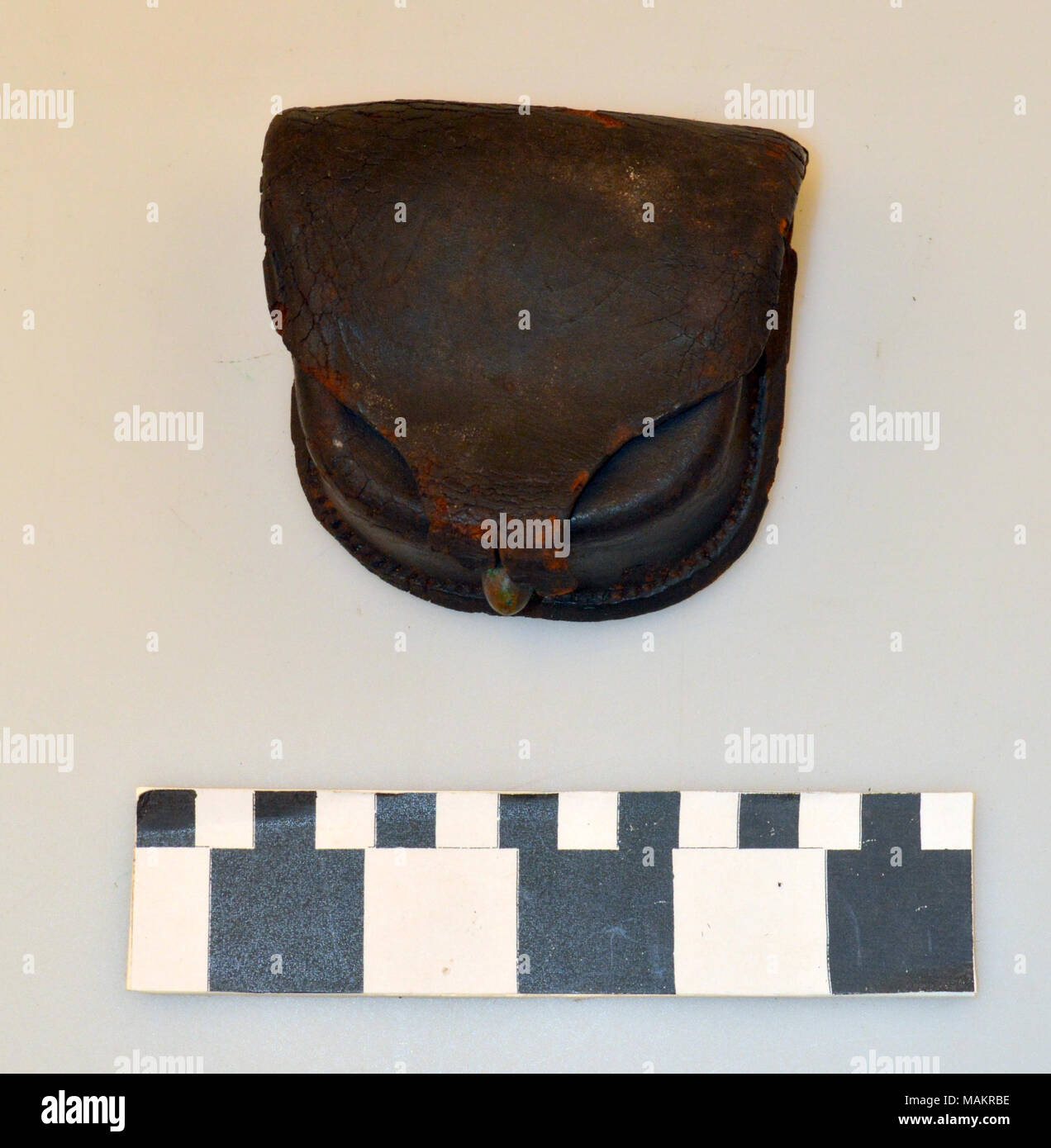 Ein Muster 1850 style cap Tasche für die zündhütchen in schwarzem Leder  Titel: Muster 1850 Bürgerkrieg Percussion Cap Beutel. um 1860  Stockfotografie - Alamy