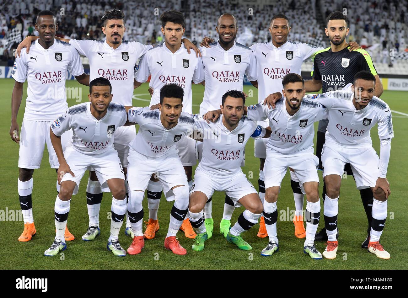 Doha Hauptstadt Von Katar 2 Apr 2018 Spieler Von Al Sadd Line Up Vor Der Afc Champions League Gruppe C Fussballspiel Zwischen Katar Al Sadd Sc Und Al Wasl Fc Der Vereinigten