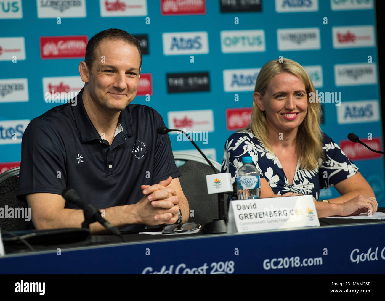 BROADBEACH - AUSTRALIEN 3. APRIL 18: David Grevemberg und Kate Jones MP der täglichen Pressekonferenz im Pressezentrum für die 2018 Commonwealth Games, Broadbeach, Gold Coast, Australien auf den 3. April 2018 Credit: Gary Mitchell, GMP-Media/Alamy leben Nachrichten Stockfoto