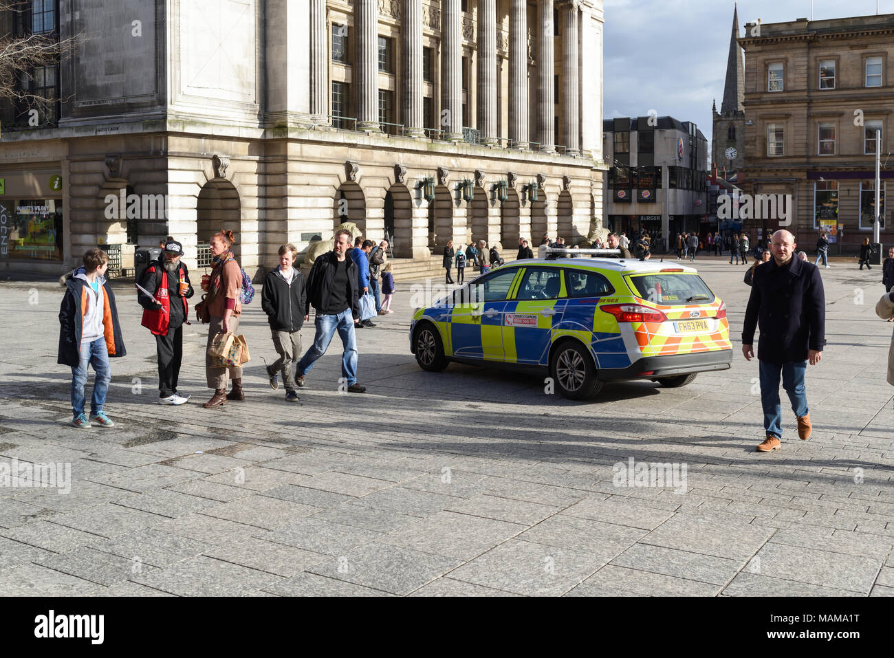 Nottingham, UK: 03. April 2018: Nottingham muslimischen Gemeinschaft sammelt runde Speakers Corner für ein Ende zu Rassenhass. Gastredner ist inklusive Paddy Tipping Polizei und Verbrechen Kommissar für Nottinghamshire. Credit: Ian Francis/Alamy leben Nachrichten Stockfoto