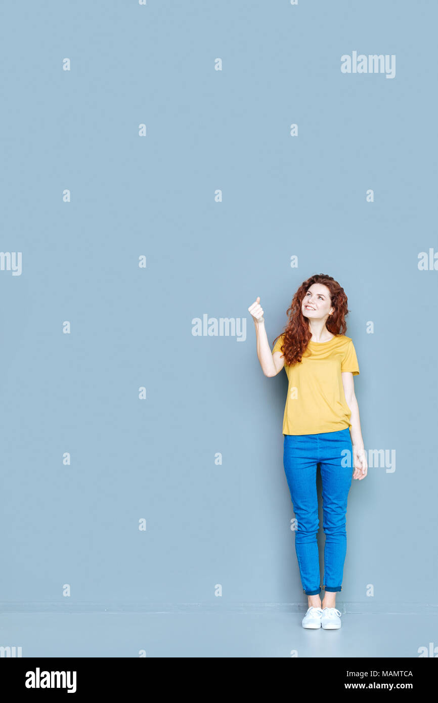 Freudige positive Frau gute Laune Stockfoto