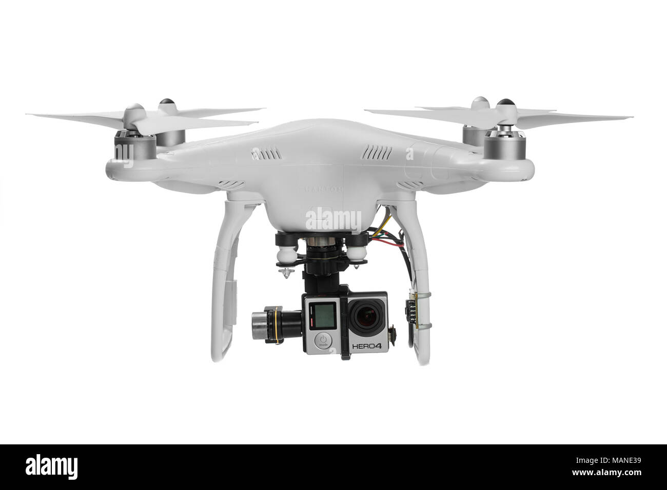 Varna, Bulgarien - 28. MAI 2015: Flying drone quadcopter Dji Phantom 2 mit digitaler Kamera GoPro HERO 4 auf weißen isoliert Stockfoto