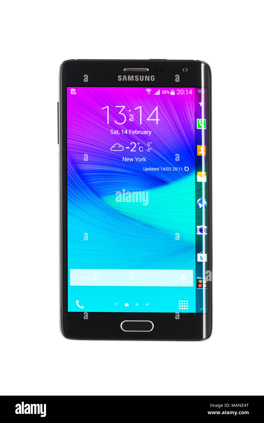 Varna, Bulgarien - 14. Februar 2015: Studio geschossen von einem schwarzen Samsung Galaxy Edge Smartphone, mit 16-mP-Kamera, Quad-core 2,7 GHz und 5.6 "Gekrümmte Stockfoto