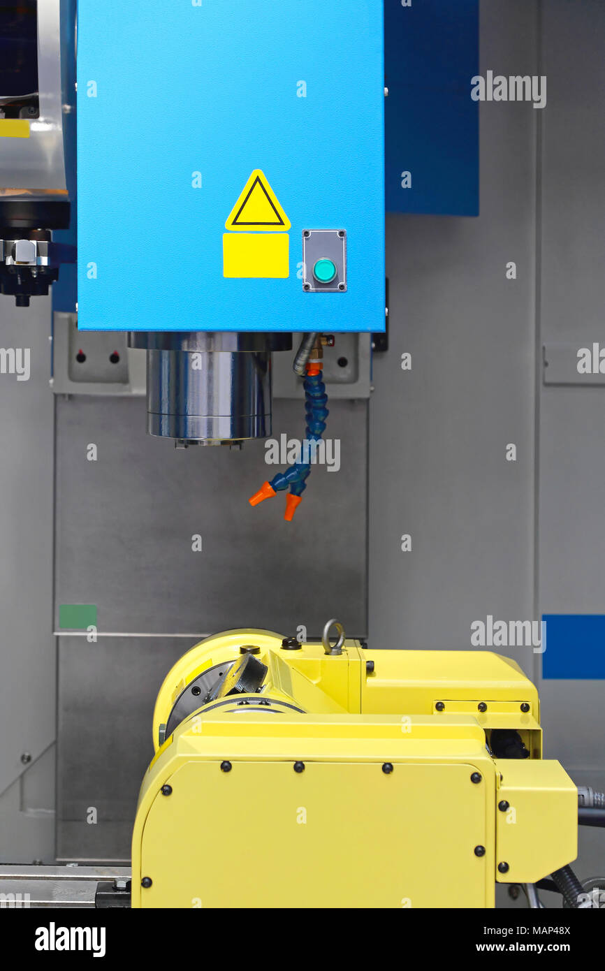 Computer Numerical Control- und Fräsbearbeitungen Center Tool Stockfoto