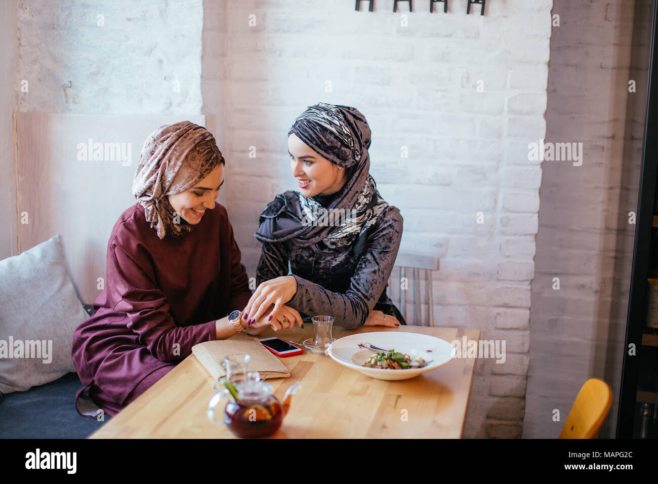 Frauen treffen at