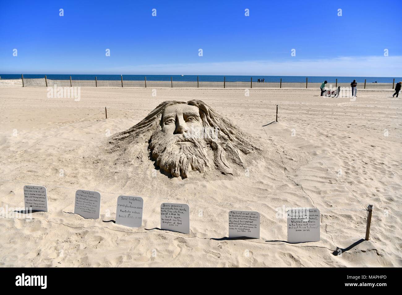 sand-sculpture-of-jesus-christ-fotos-und-bildmaterial-in-hoher