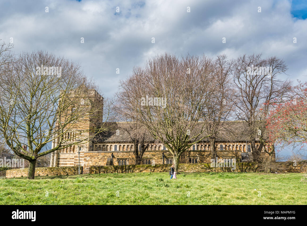 St Peter's Church, Northampton, angesehen als die feinsten normannische Kirche in der Grafschaft Northamptonshire gebaut. Stockfoto