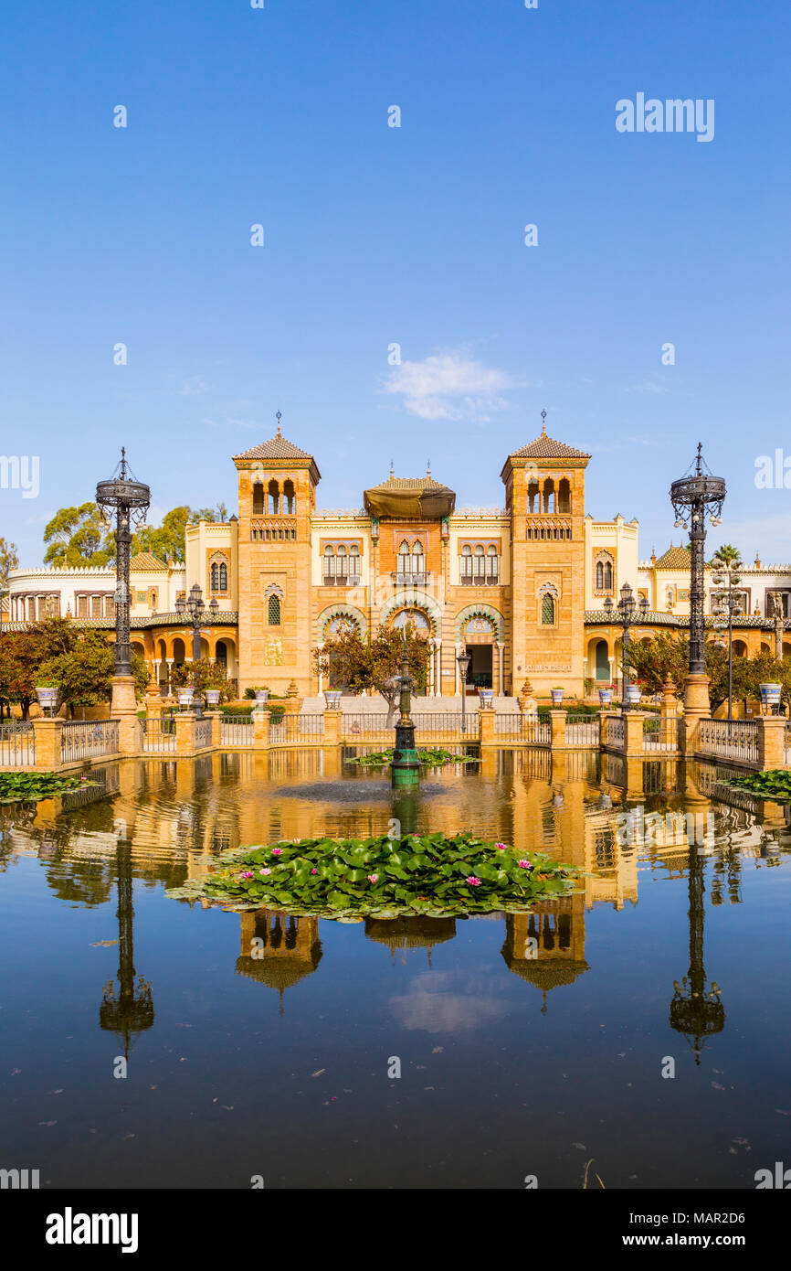 Museum für Volkskunst und Traditionen in Maria Luisa Park, Sevilla, Andalusien, Spanien, Europa Stockfoto