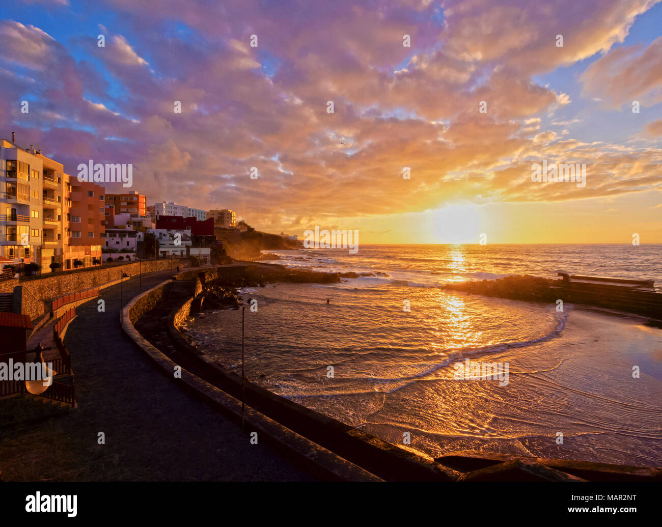 Bajamar bei Sonnenuntergang, Teneriffa, Kanarische Inseln, Spanien, Atlantik, Europa Stockfoto