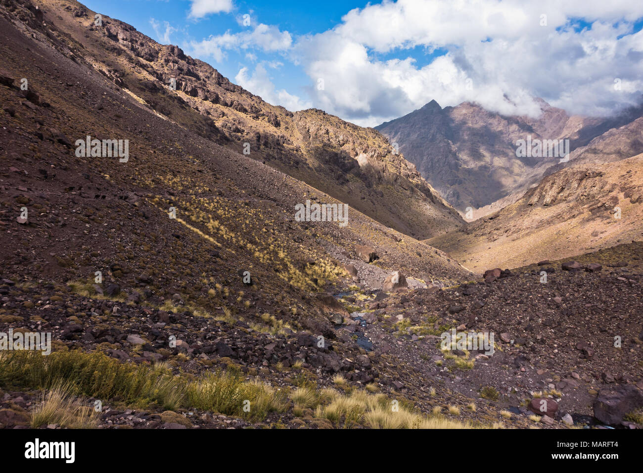 Toubkal Nationalpark Trek durch Werte und Gipfel des Hohen Atlas in Marokko Stockfoto