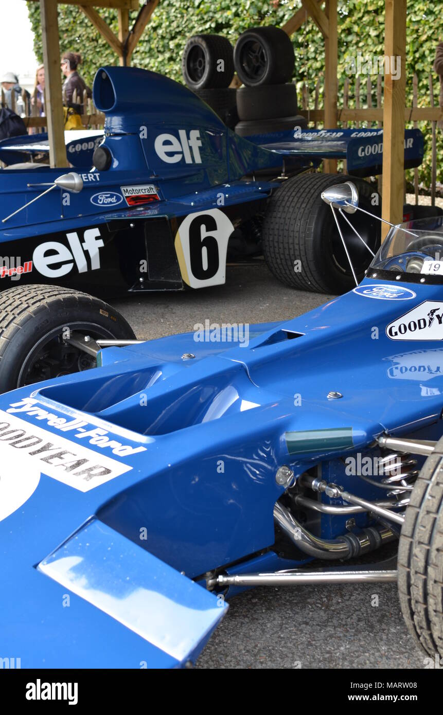 Jackie Stewart Tyrrell Grand Prix Rennen auto auf dem Goodwood Revival 2014 Veranstaltung. Stockfoto