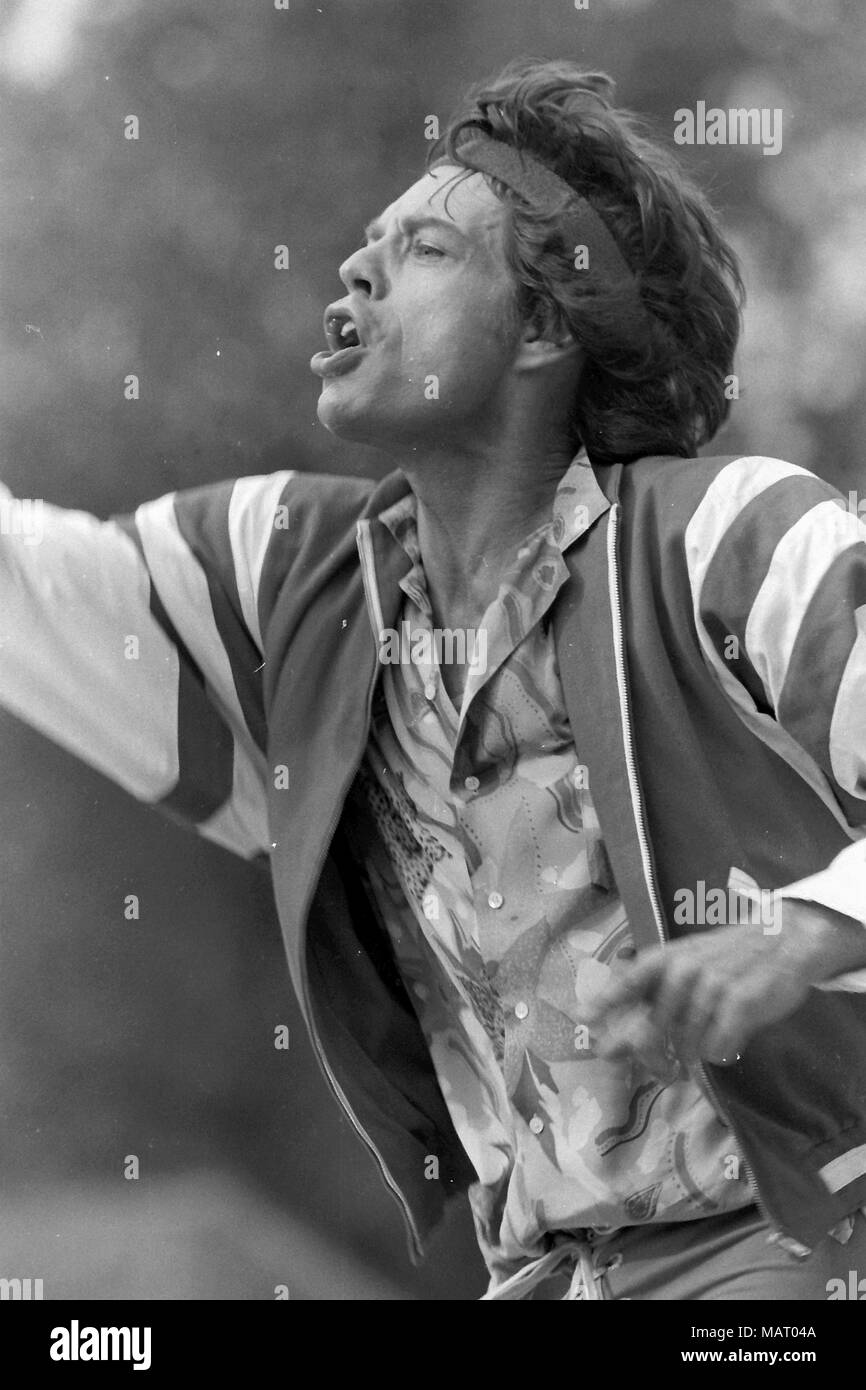 Mick Jagger von den Rolling Stones Roundhay Leeds 1982/credit Paul Cousans für Hickes Stockfoto
