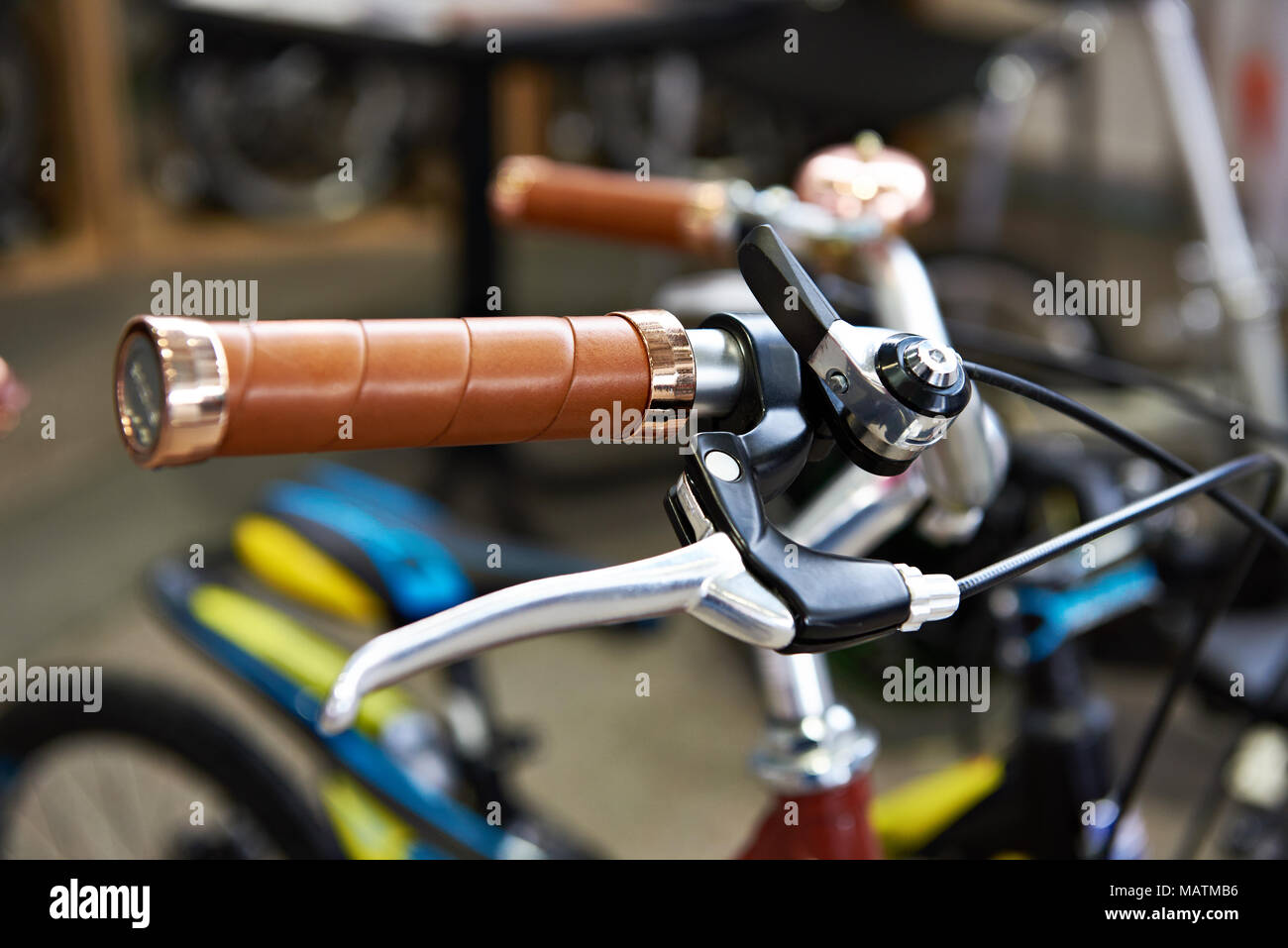 fahrradtaschen vaude Aqua Back recycelte 24 l wasserdichte Fahrradtasche E-Bike Modelle:G660 filter_Ernährung & Nahrungsergänzung:Sport/Fitness CP Chimayo+ Urban Fahrradhelm
