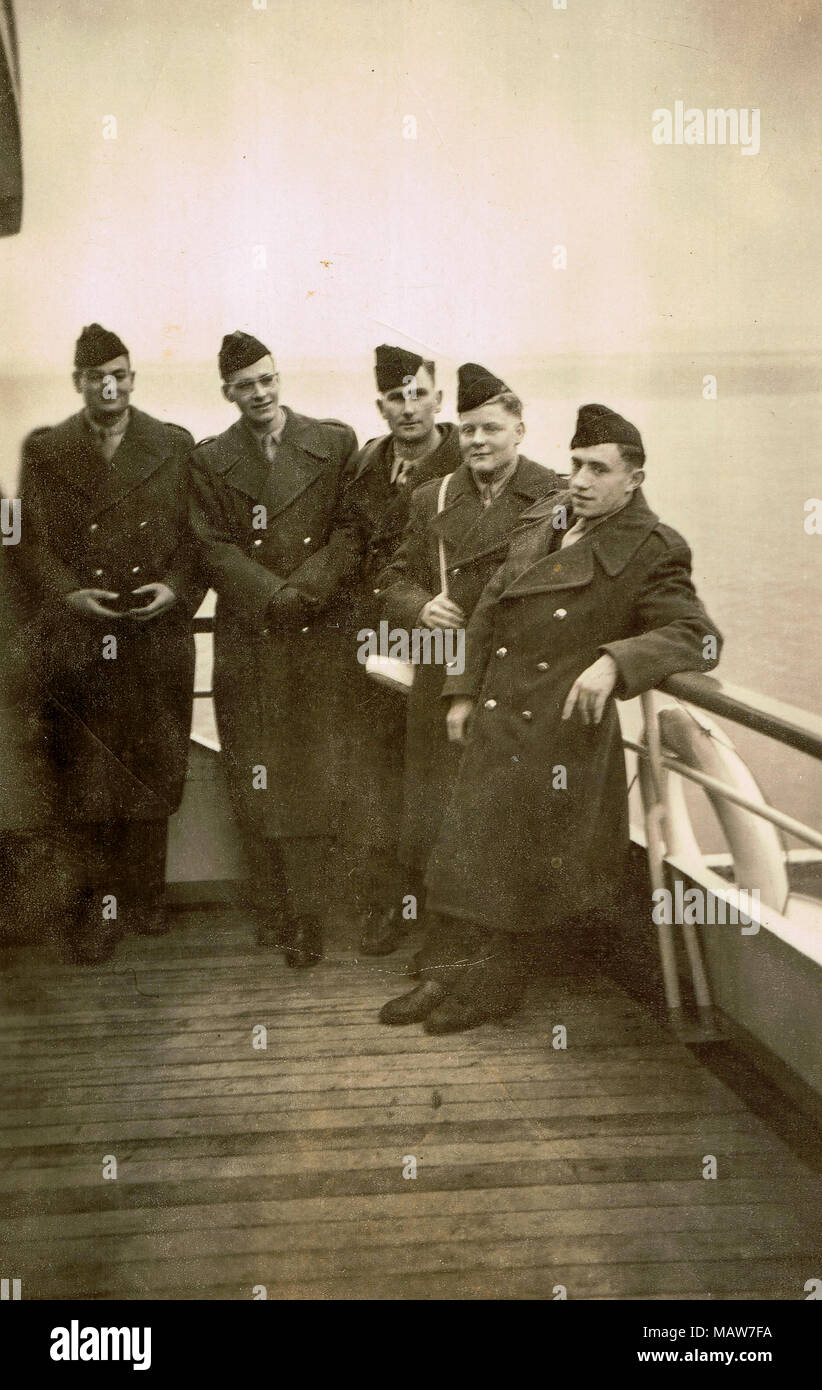 Französische Soldaten in Imouzzer Kandar Kaserne. Fotografisches Tagebuch eines jungen französischen Soldaten in Marokko Stockfoto