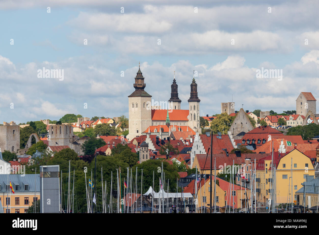 Die wunderschöne Kathedrale von Visby auf der Insel Gotland, Schweden. Stockfoto