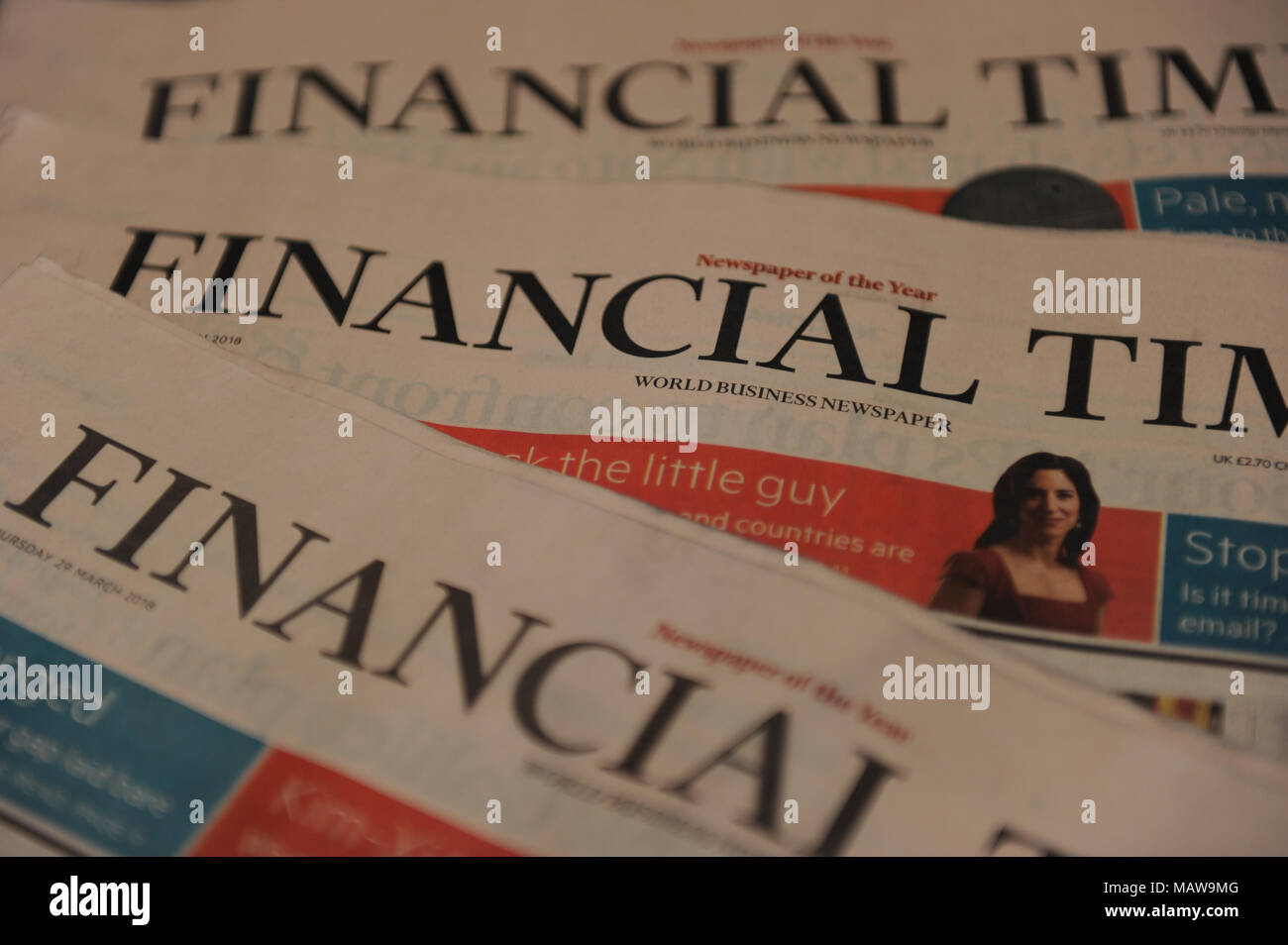 Druckausgaben der Financial Times Zeitung, die Financial Times von Nikkei im Besitz ist Stockfoto