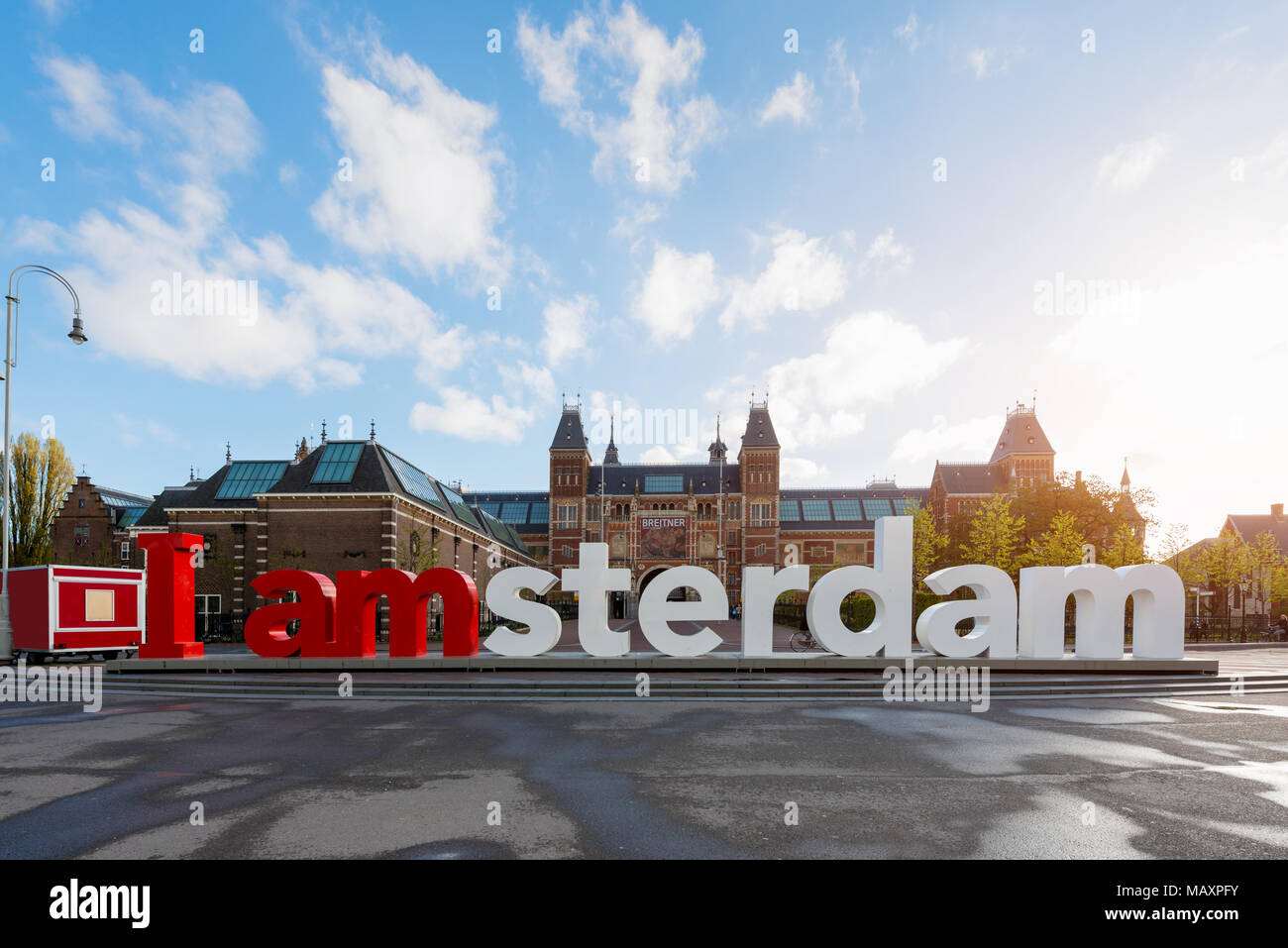 Amsterdam, Niederlande - 03.Mai 2016: das Rijksmuseum Amsterdam Museum Bereich mit den Worten IAMSTERDAM in Amsterdam, Niederlande. Stockfoto