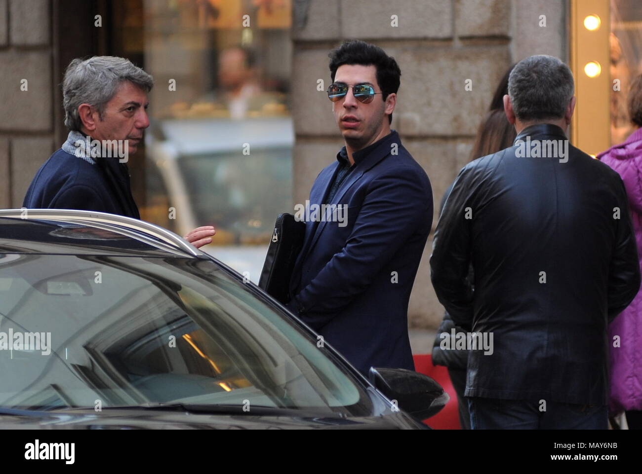 In der mitte der freund