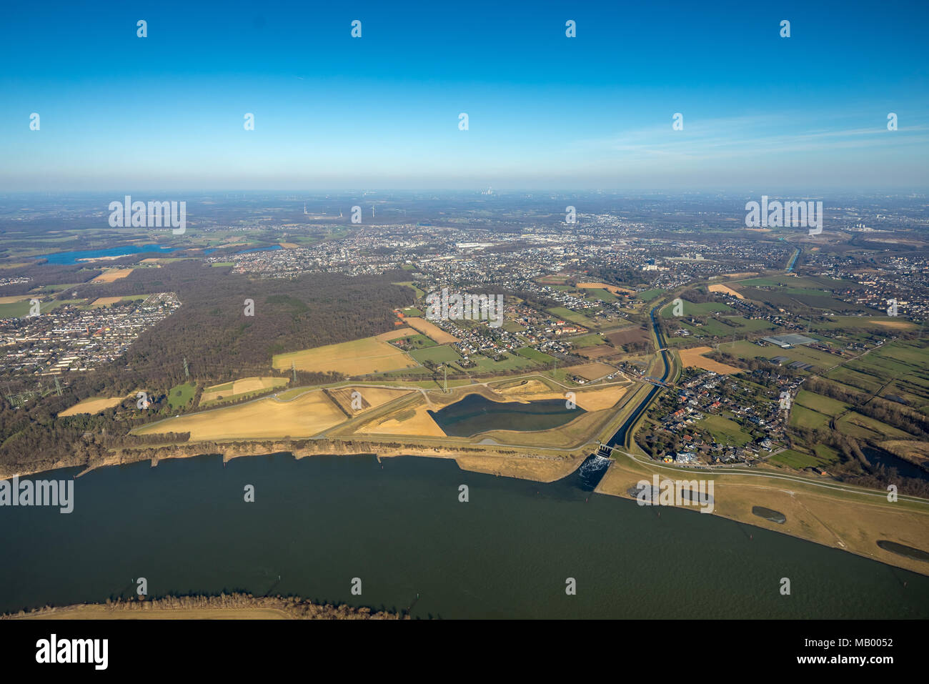 Mündung der Emscher in den Rhein, Dinslaken, Ruhrgebiet, Nordrhein-Westfalen, Deutschland Stockfoto