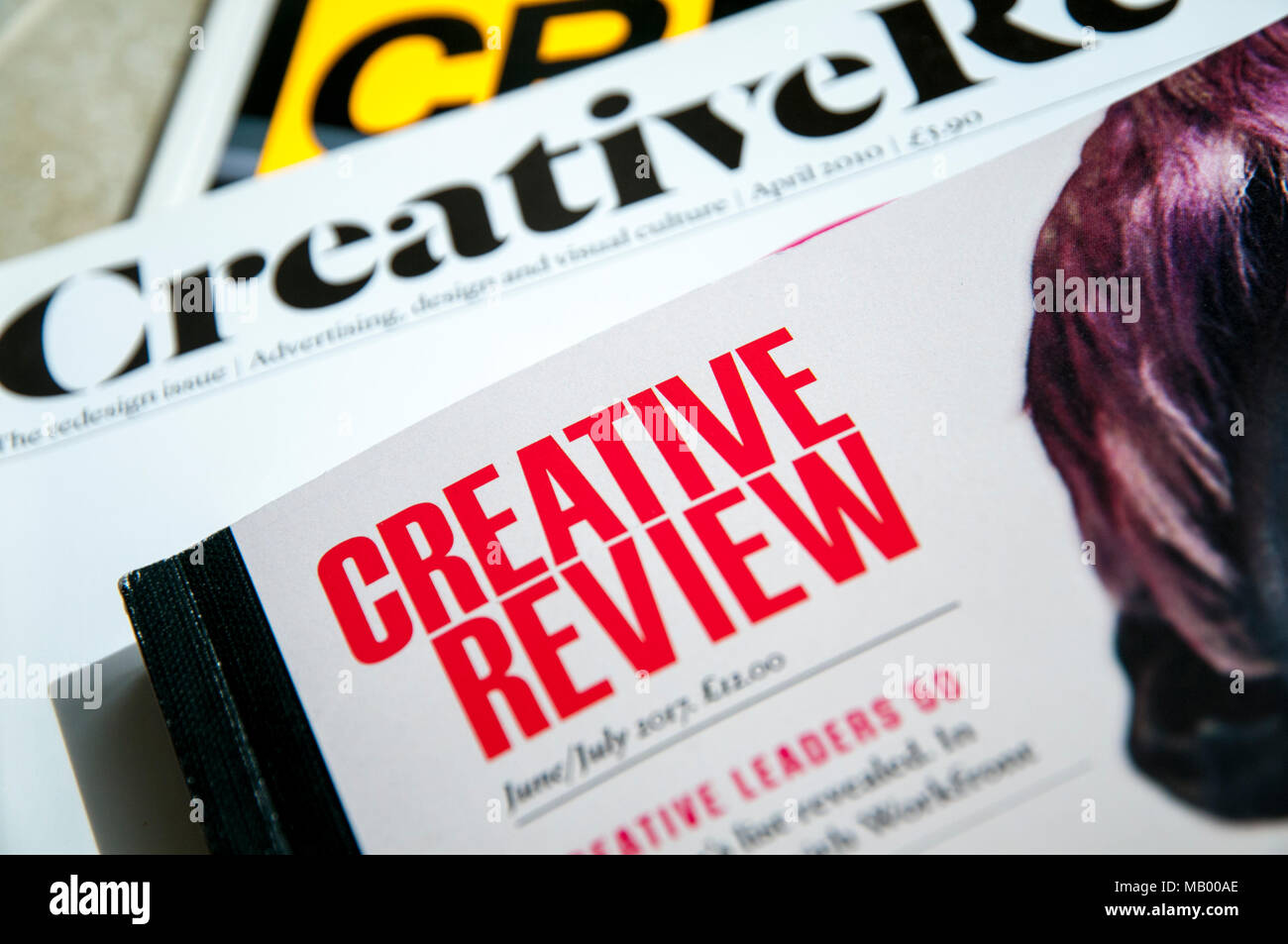 Die vorderen Abdeckungen von Creative Review Magazine mit verschiedenen drucktitel von Centaur Medien veröffentlicht und bei Creatives in Werbung und Design. Stockfoto