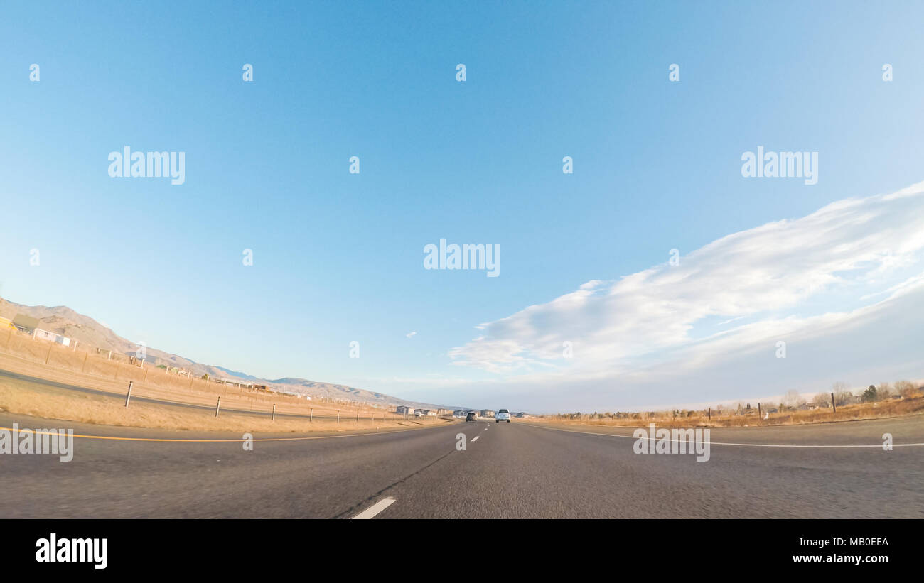 Fahren auf erbengemeinschaften Highway 470 in den frühen Morgenstunden. Stockfoto