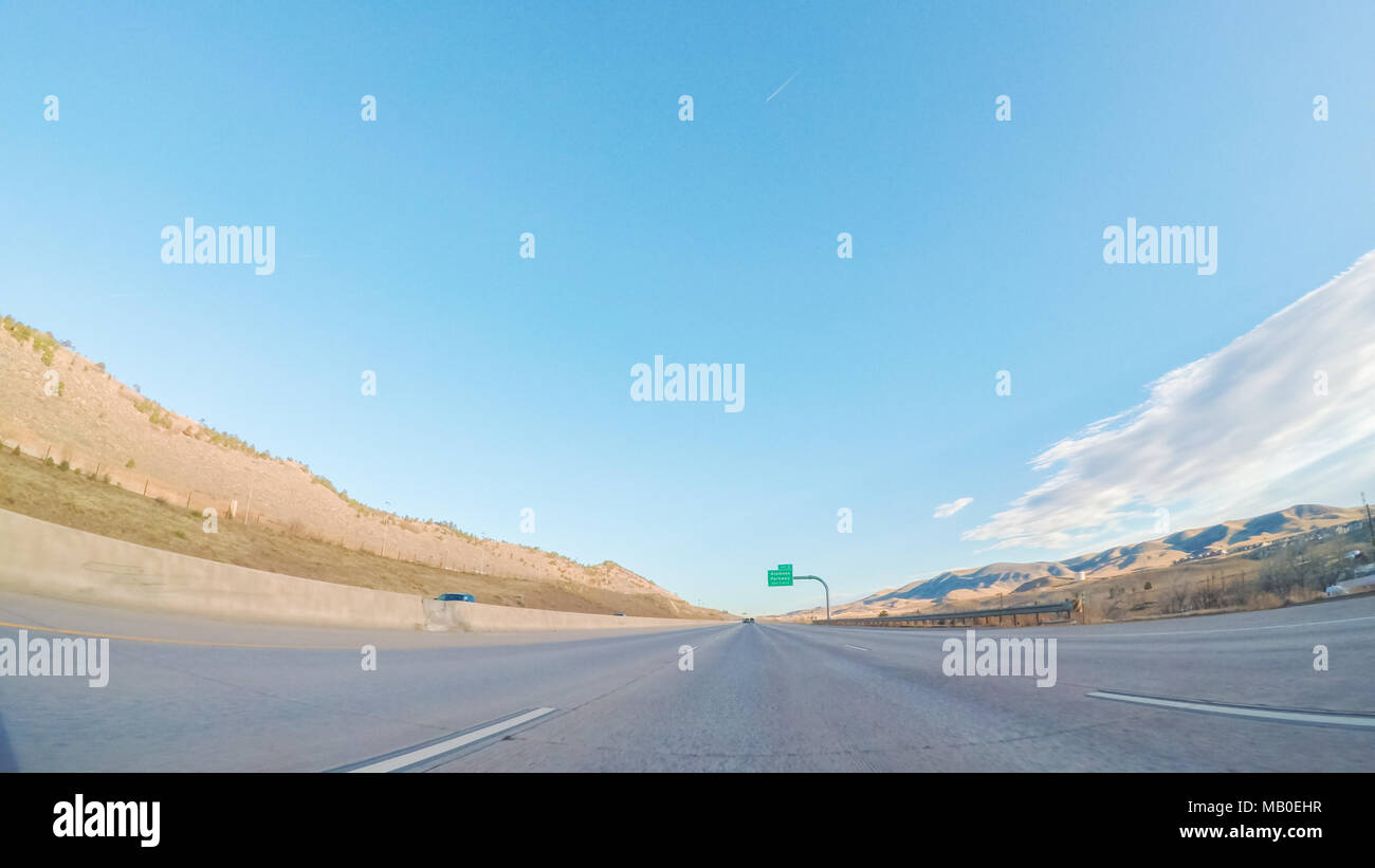 Fahren auf erbengemeinschaften Highway 470 in den frühen Morgenstunden. Stockfoto