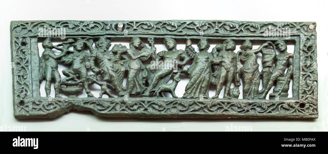 In Merida, Spanien - Dezember 20th, 2017: Tür Guckloch mit mythologischen Szene mit Dionysos und seiner Entourage. Nationalmuseum für Römische Kunst in Merida Stockfoto