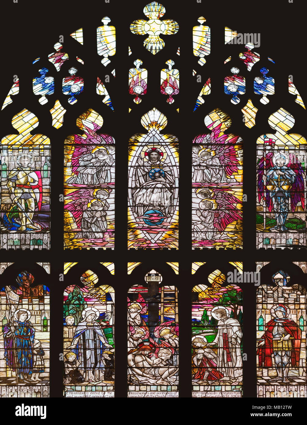 Die Schmerzhafte/hoffnungsvoller Erster Weltkrieg Commemorative Fenster von Christopher Whall (1920) in der Kathedrale von Leicester, Großbritannien Stockfoto