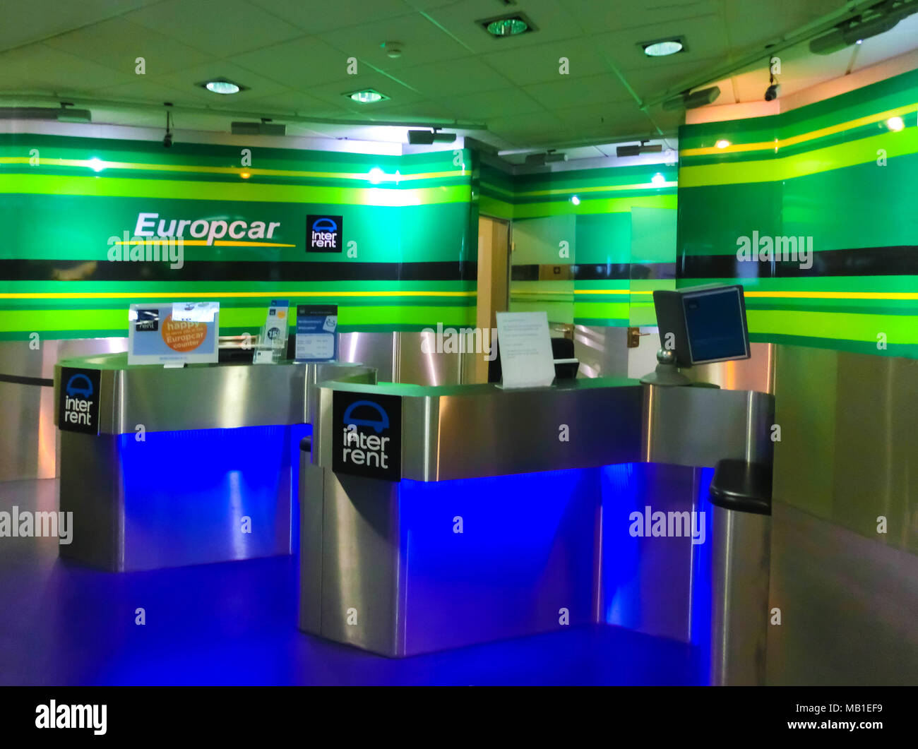 Car rental office Fotos und Bildmaterial in hoher Auflösung Alamy