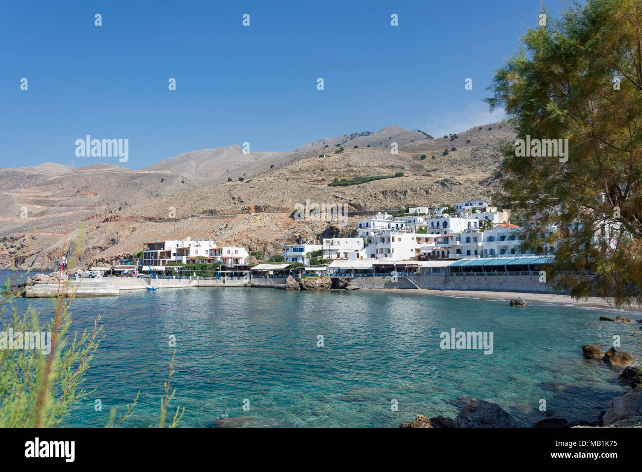 Blick auf den Hafen, Chora Sfakion, Sfakia, Region Chania, Kreta (Kriti), Griechenland Stockfoto