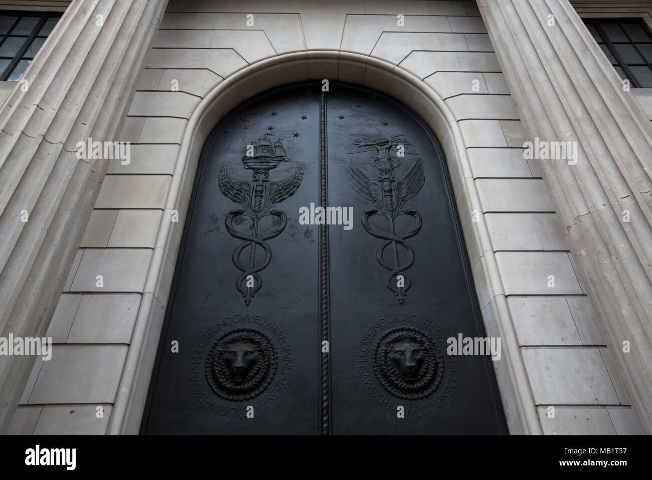 Bank von England Türen, Threadneedle Street, der Anti-terror-Türen in Wales durch Ingenieurbüro Cyrus-RW-Gruppe und Rhino Türen, Stadt London gemacht Stockfoto