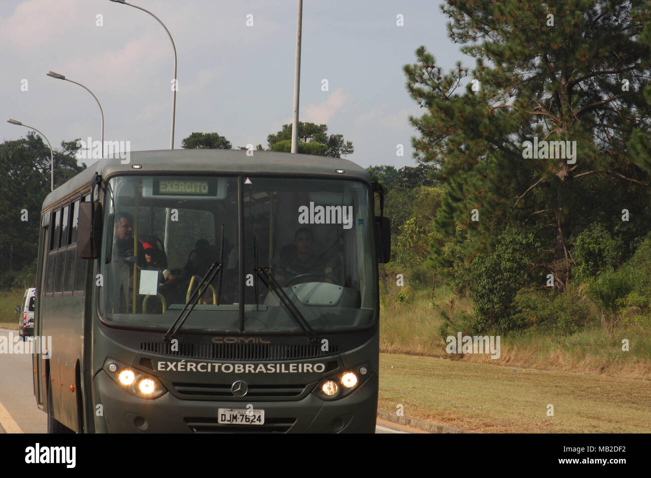 Brasilien. 05 Apr, 2018. Die Ankunft der Venezolaner Immigranten auf brasilianische Air Force Base, Cumbica, Sao Paulo. Credit: niyi Fote/Pacific Press/Alamy leben Nachrichten Stockfoto