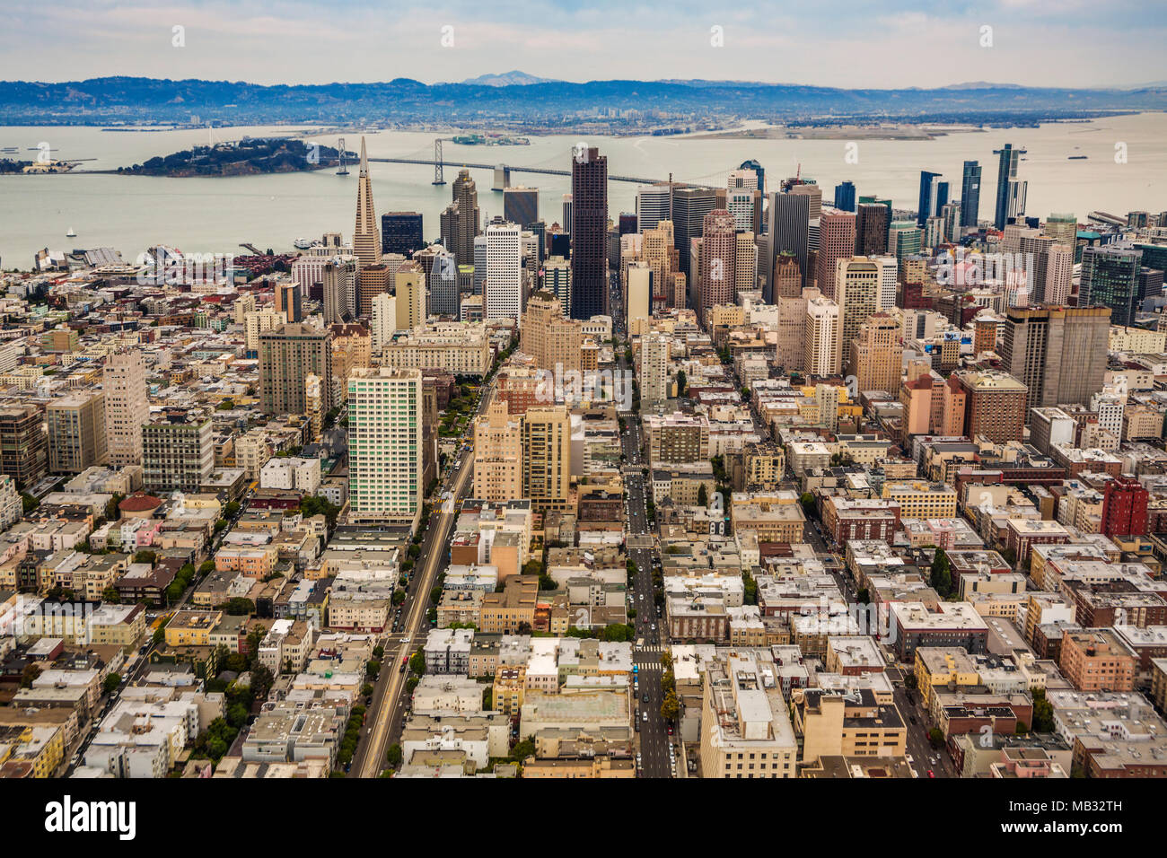 Im Hintergrund das Bankenviertel und die Bay Bridge. San Francisco. Kalifornien, USA Stockfoto