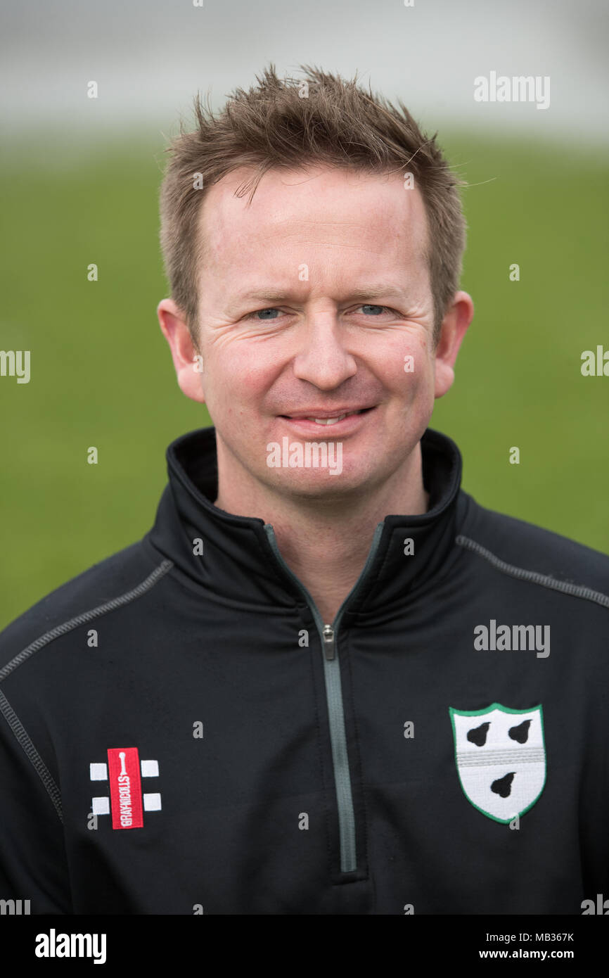 Elliot Wilson (Coach) von Worcestershire während der Media Day bei Blackfinch neue Straße, Worcester. PRESS ASSOCIATION Foto. Bild Datum: Freitag, 6. April 2018. Siehe PA Geschichte Cricket Worcestershire. Photo Credit: Aaron Chown/PA-Kabel. Einschränkungen: Nur für den redaktionellen Gebrauch bestimmt. Keine kommerzielle Nutzung ohne vorherige schriftliche Zustimmung der EZB. Standbild nur verwenden. Keine bewegten Bilder zu senden emulieren. Nicht entfernen oder verdecken von Sponsor Logos. Stockfoto