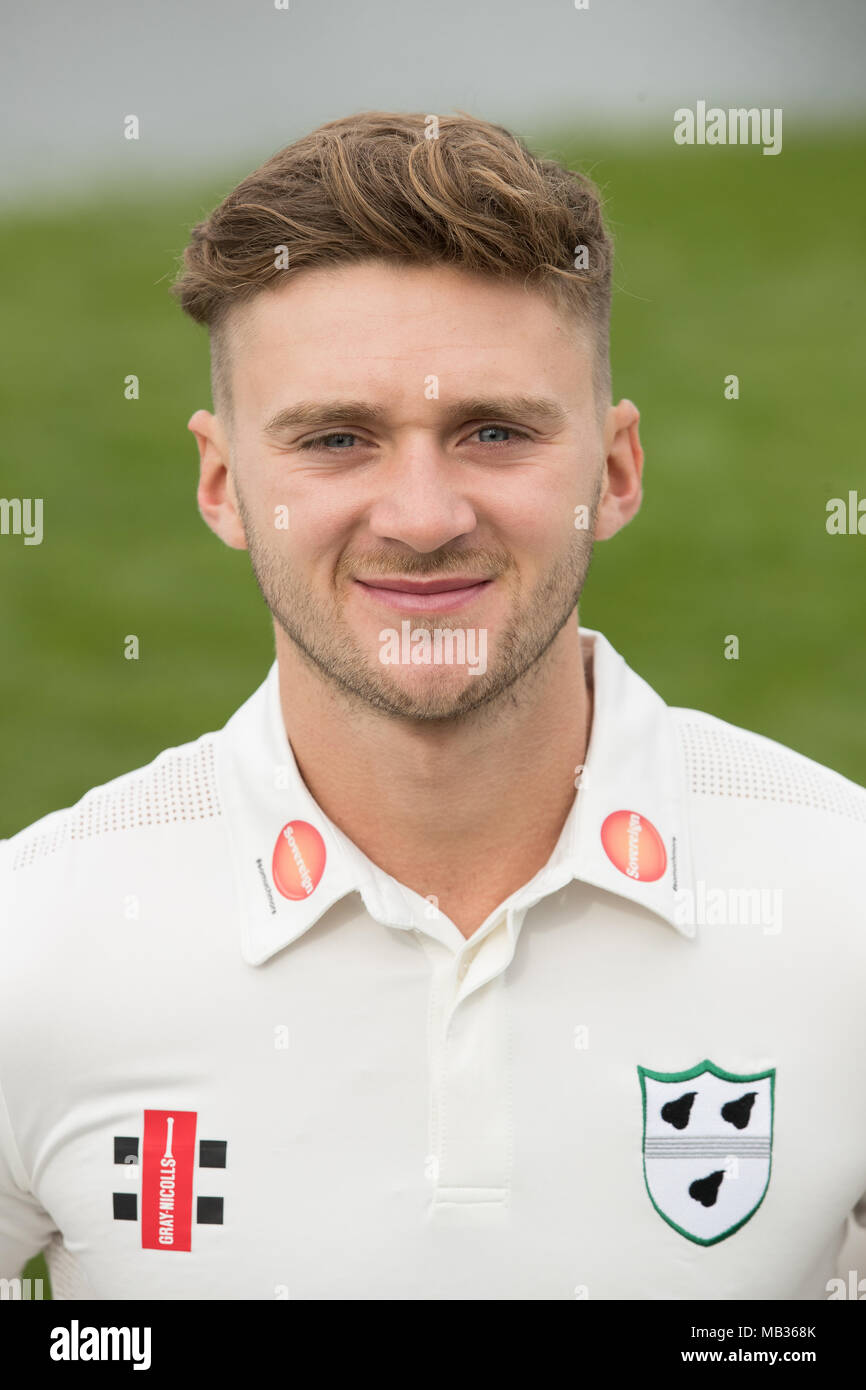 Joe Clarke von Worcestershire in der County Championship Kit während der Media Day bei Blackfinch neue Straße, Worcester. PRESS ASSOCIATION Foto. Bild Datum: Freitag, 6. April 2018. Siehe PA Geschichte Cricket Worcestershire. Photo Credit: Aaron Chown/PA-Kabel. Einschränkungen: Nur für den redaktionellen Gebrauch bestimmt. Keine kommerzielle Nutzung ohne vorherige schriftliche Zustimmung der EZB. Standbild nur verwenden. Keine bewegten Bilder zu senden emulieren. Nicht entfernen oder verdecken von Sponsor Logos. Stockfoto