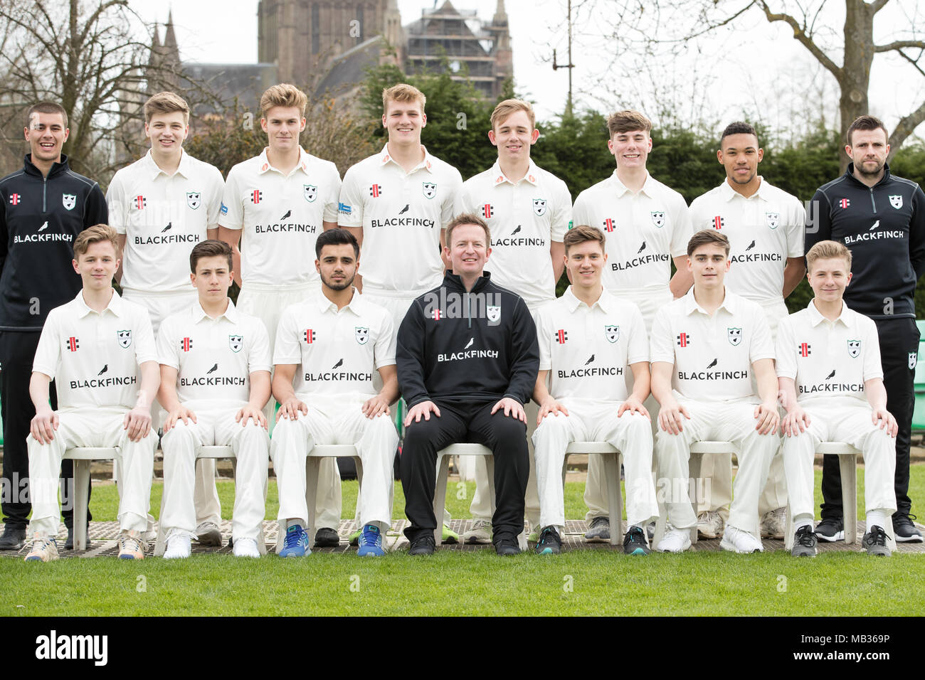 Die Worcestershire Akademie Team während der Media Day bei Blackfinch neue Straße, Worcester. PRESS ASSOCIATION Foto. Bild Datum: Freitag, 6. April 2018. Siehe PA Geschichte Cricket Worcestershire. Photo Credit: Aaron Chown/PA-Kabel. Einschränkungen: Nur für den redaktionellen Gebrauch bestimmt. Keine kommerzielle Nutzung ohne vorherige schriftliche Zustimmung der EZB. Standbild nur verwenden. Keine bewegten Bilder zu senden emulieren. Nicht entfernen oder verdecken von Sponsor Logos. Stockfoto