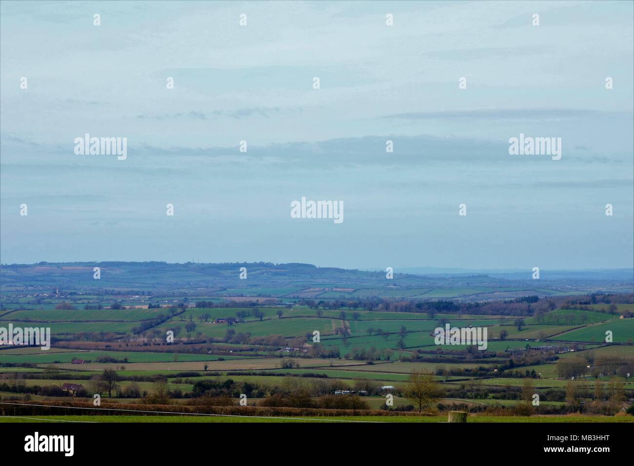 Schöne Ausblicke auf die Landschaft von Oxfordshire/Warwickshire, Großbritannien Landschaft am Beginn der Feder Stockfoto