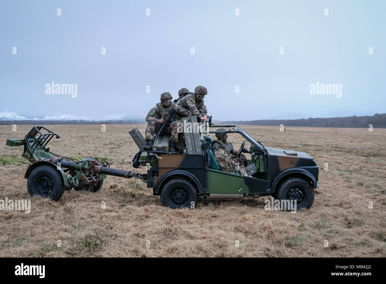 Französische Fallschirmjäger Zug in den Süden von Frankreich vor dem Krieg in Afrika, für Barkhane militärische Operation gegen den Terrorismus. Toulouse - Frankreich - Februar 2018. Les paras Français s'entraînent avant de partir en guerre en Afrique pour l'Opération Barkhane. Toulouse - Frankreich - février 2018. Stockfoto