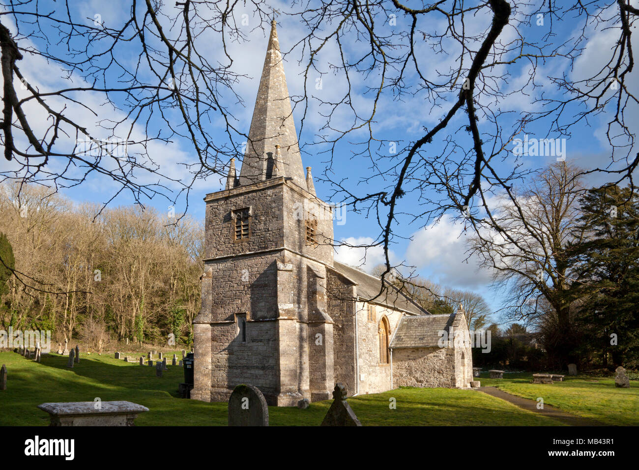 Die Kirche St. Michael im Dorset Dorf Winterbourne Steepleton. Stockfoto