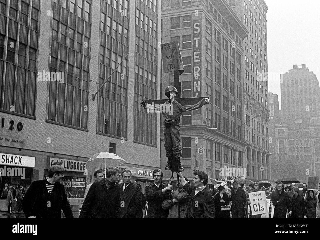 Demonstration gegen den Vietnamkrieg in New York City in den späten 1960er Jahren Stockfoto