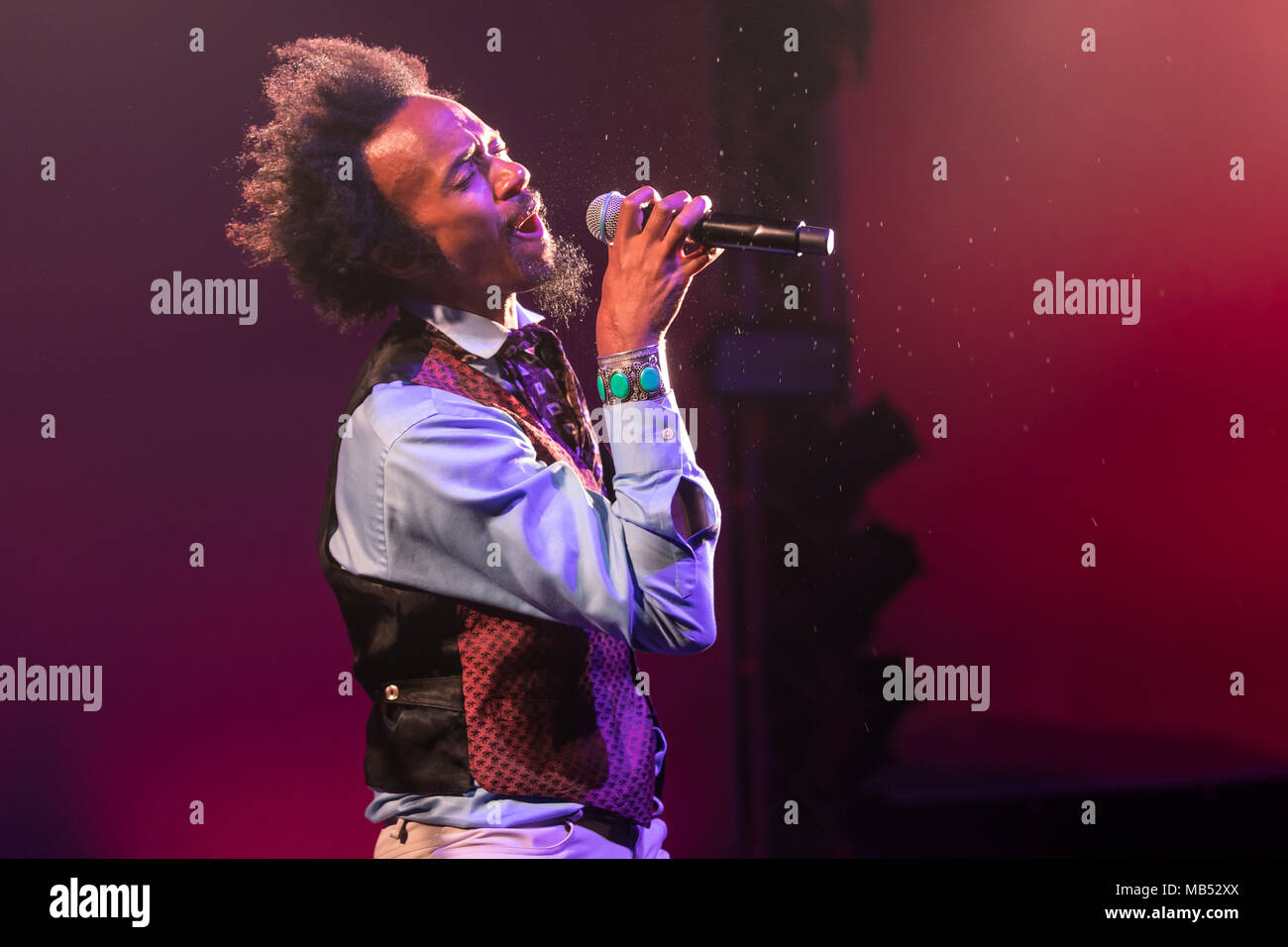 Der amerikanische Sänger und Songwriter fantastische Negrito live bei der 25 Blue Balls Festival in Luzern, Schweiz Stockfoto
