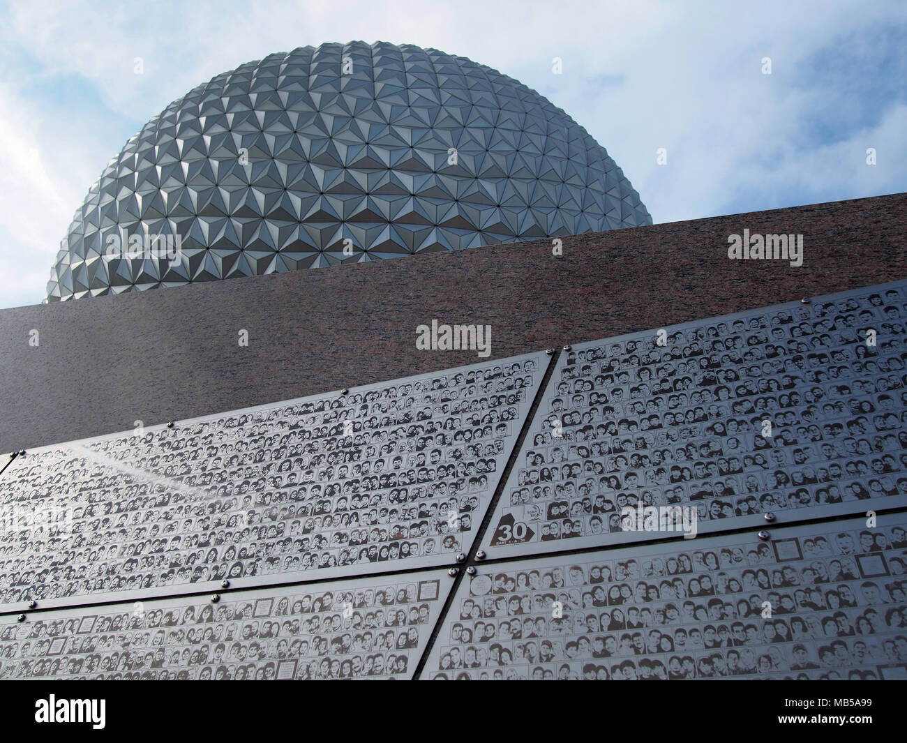Ein Vermächtnis Wand verlassen an der Walt Disney World, Epcot Center, Orlando, Florida 2017 © katharine Andriotis Stockfoto