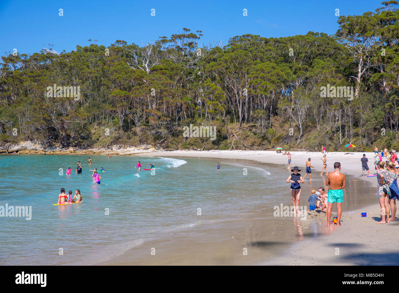 Herbst sonniger Tag am Strand in Blenheim Vincentia, Jervis Bay, New South Wales, Australien Stockfoto