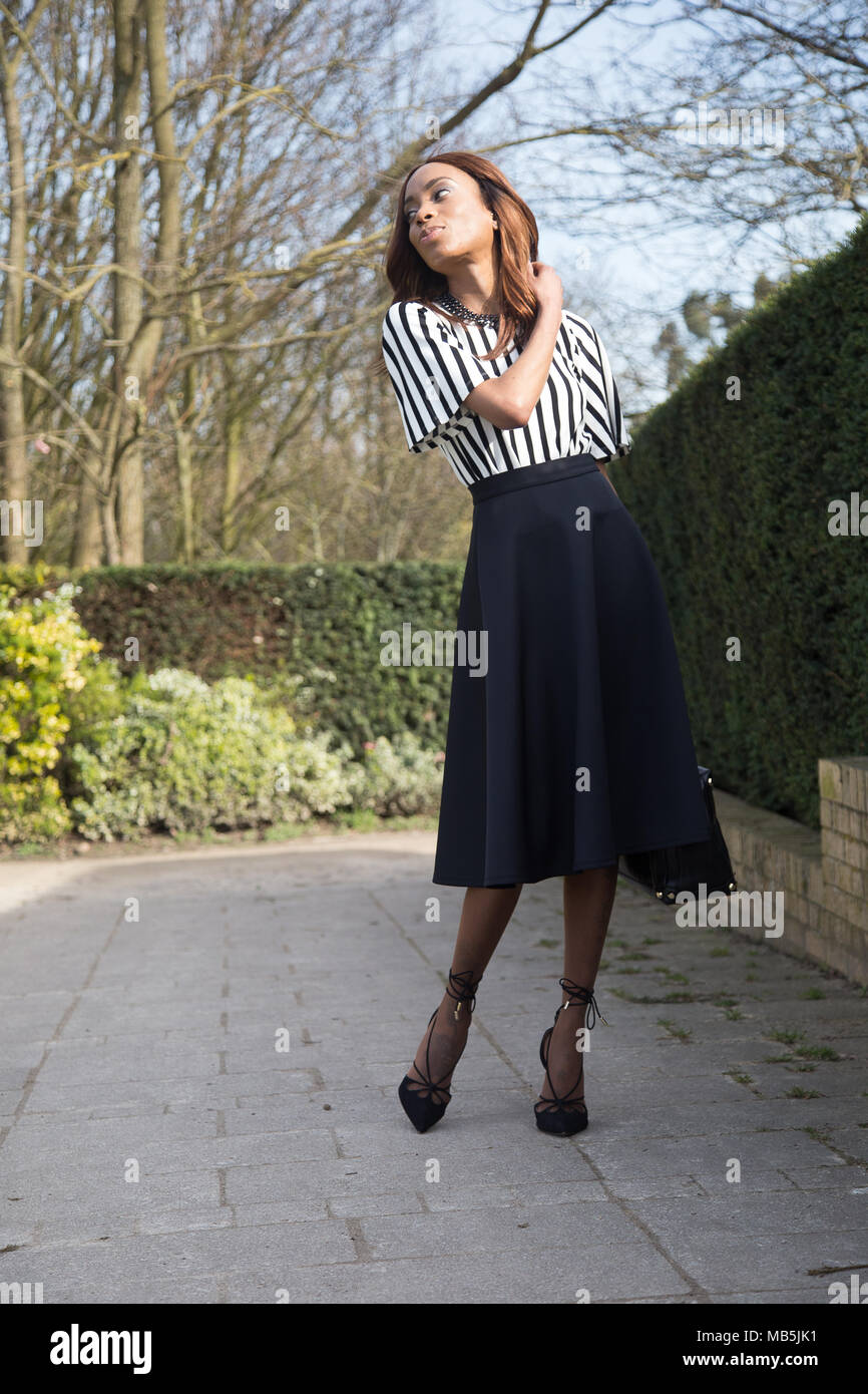 West Indian Frau Kleidung posing Stockfoto